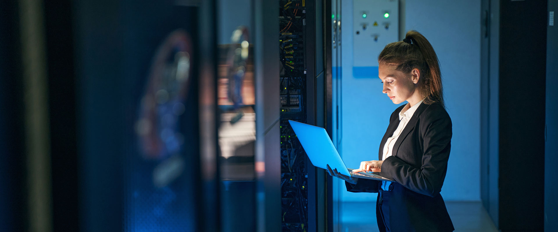 home-slider-1920x800